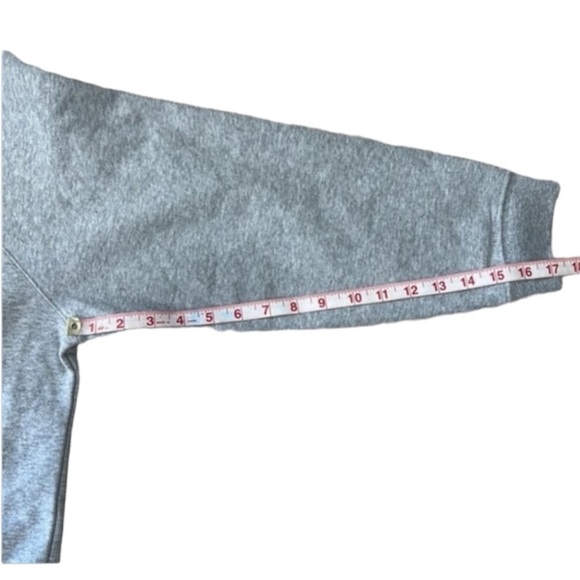 Calvin Klein Gray Crewneck Logo Sweatshirt Size 1X - Picture 9 of 9